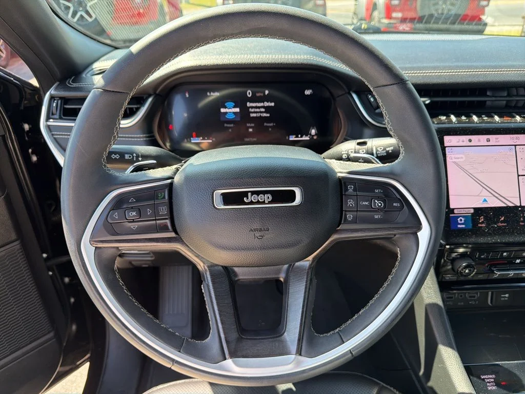 Used 2024 Black Jeep Limited image 57