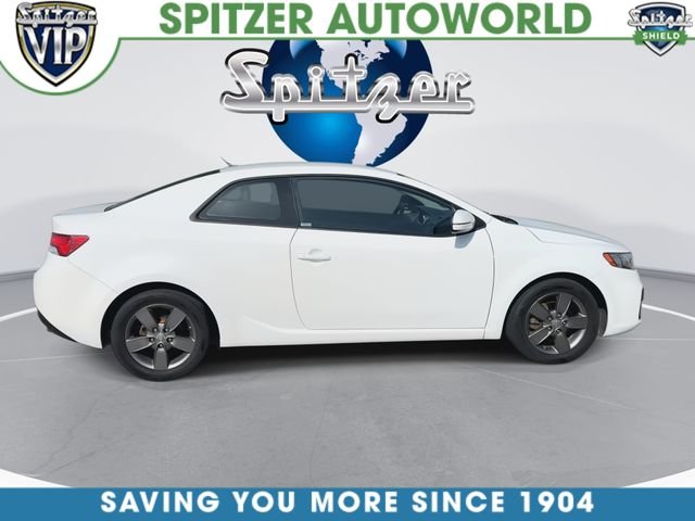 Used 2012 White Kia EX image 10