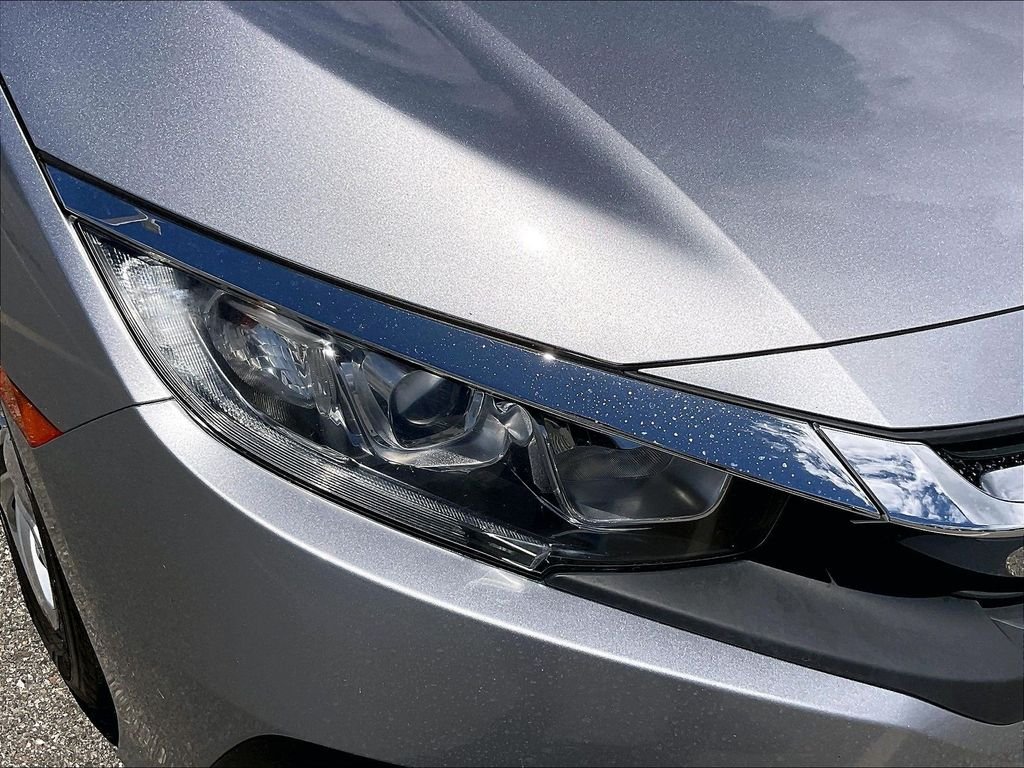 Used 2018 Silver Honda LX image 30