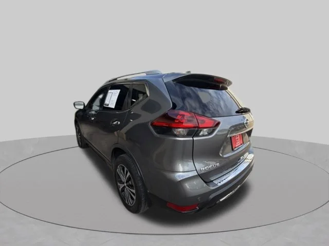 Used 2019 Gray Nissan SV image 8
