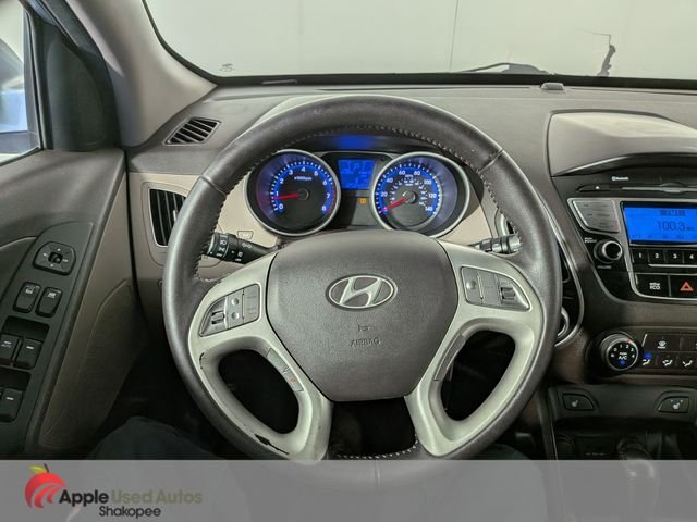 Used 2013 Blue Hyundai GLS image 15