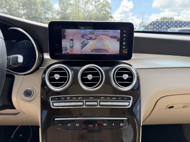 Certified Used 2021 Polar White Mercedes-Benz GLC 300 image 13