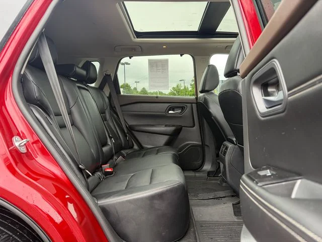 2023 Nissan Rogue SL - Photo 8