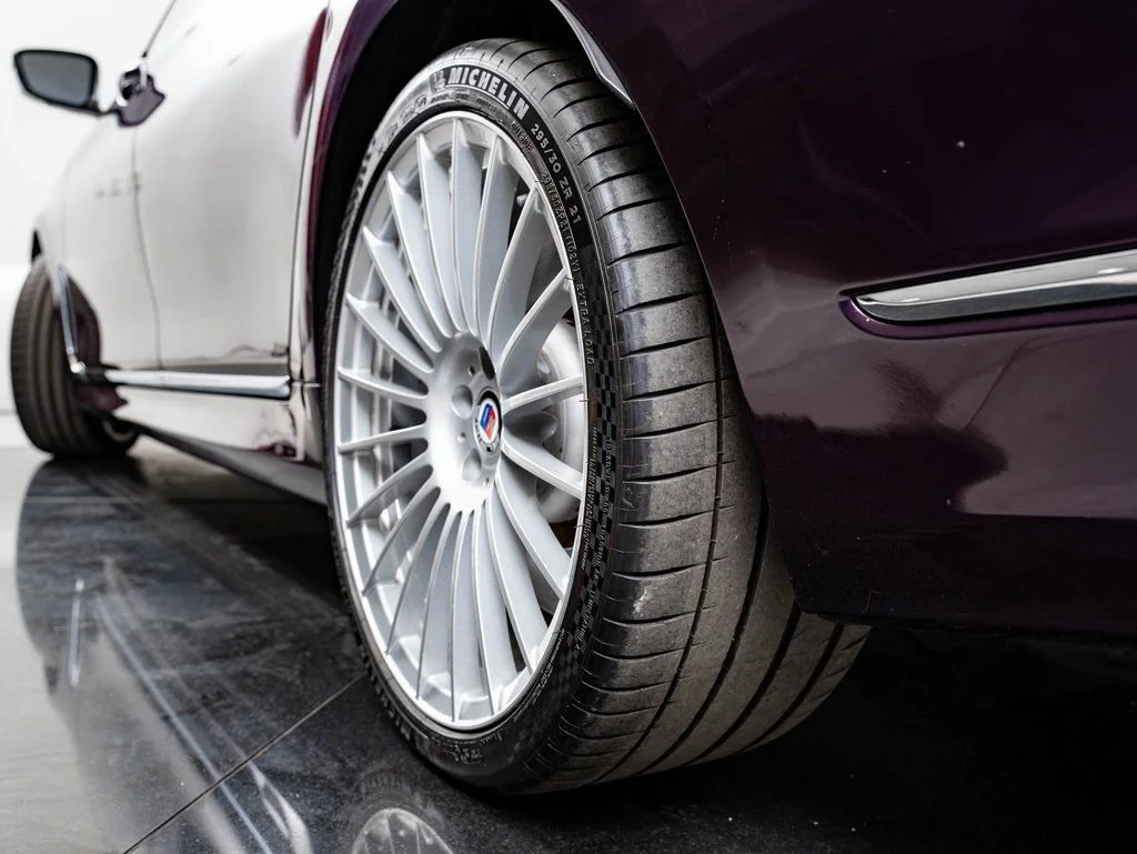 Used 2022 Twilight Purple Metallic BMW ALPINA B7 xDrive image 57