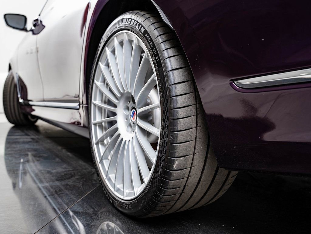 Used 2022 Twilight Purple Metallic BMW ALPINA B7 xDrive image 57