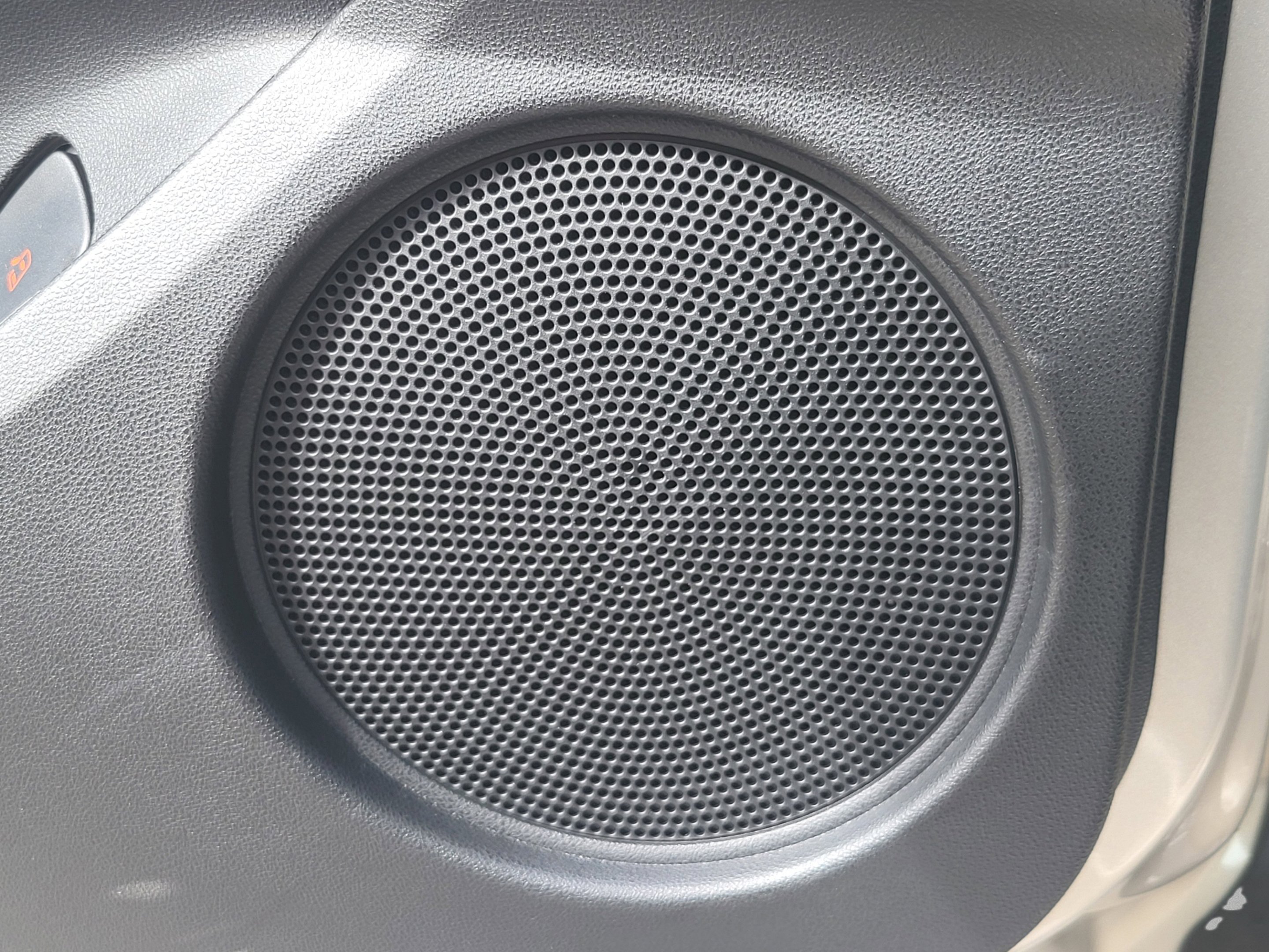 2025 FIAT 500e Base - Photo 32