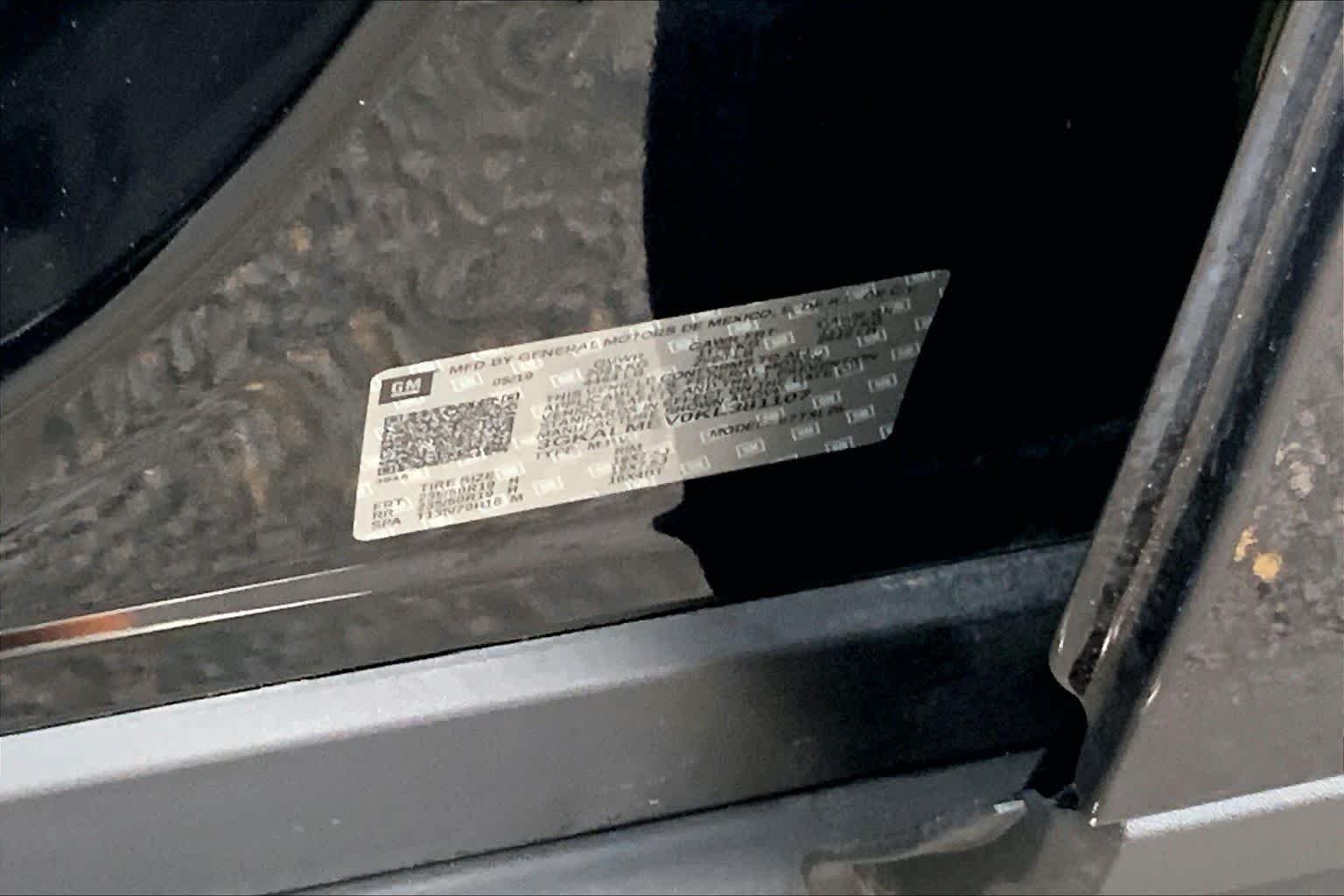 Used 2019 Ebony Twilight Metallic GMC SLE image 37