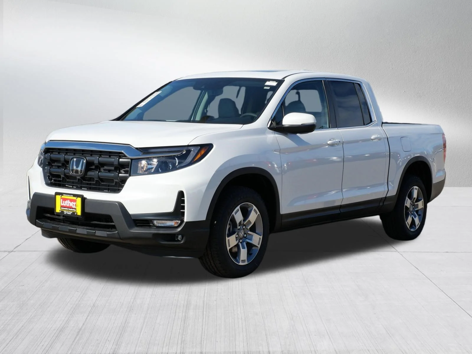 New 2026 Platinum White Pearl Honda RTL image 2