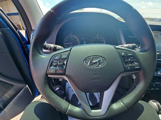 Used 2018 Blue Hyundai Limited image 35