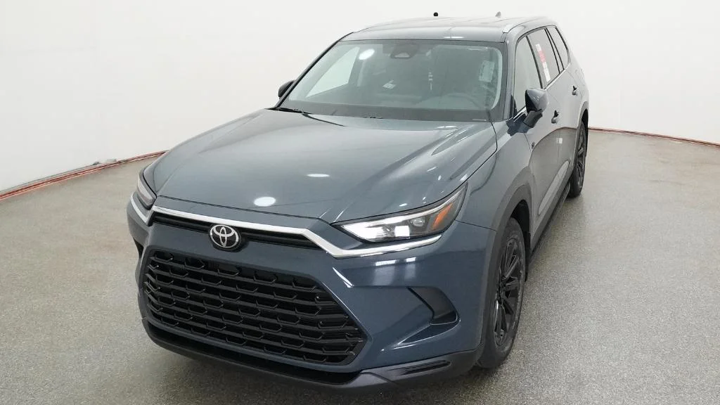 New 2026 Storm Cloud Toyota XLE image 12