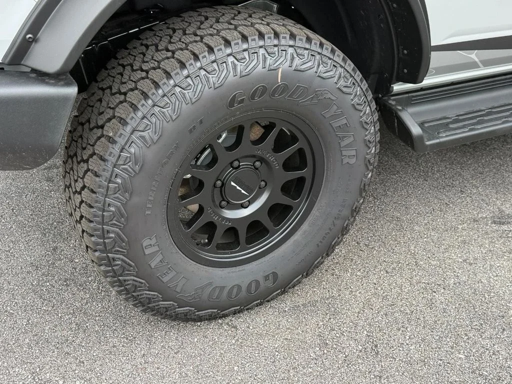 New 2026 Avalanche Gray Ford Outer Banks® image 5