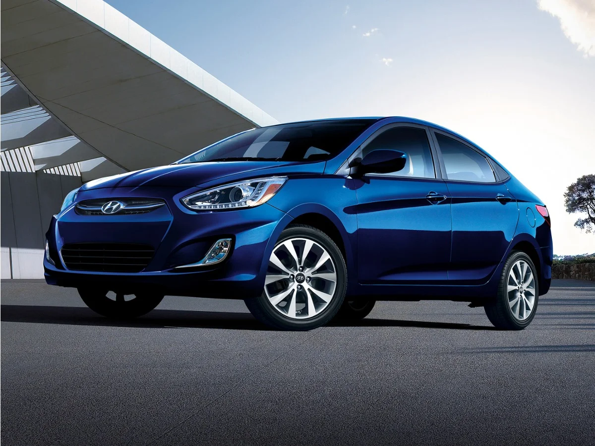 2015 Hyundai Accent GLS 4-Door 6-Speed Automatic's photo
