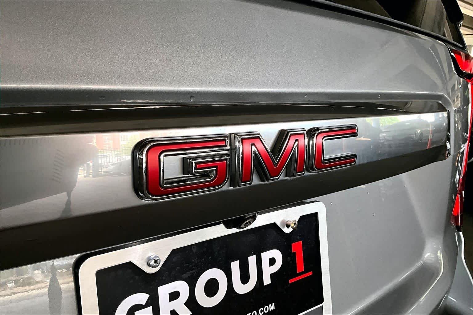 Used 2023 Sterling Metallic GMC Denali image 30