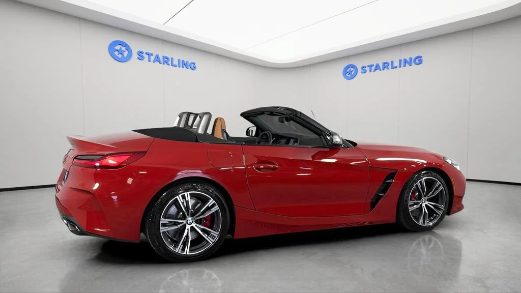 Used 2021  BMW sDriveM40i image 10