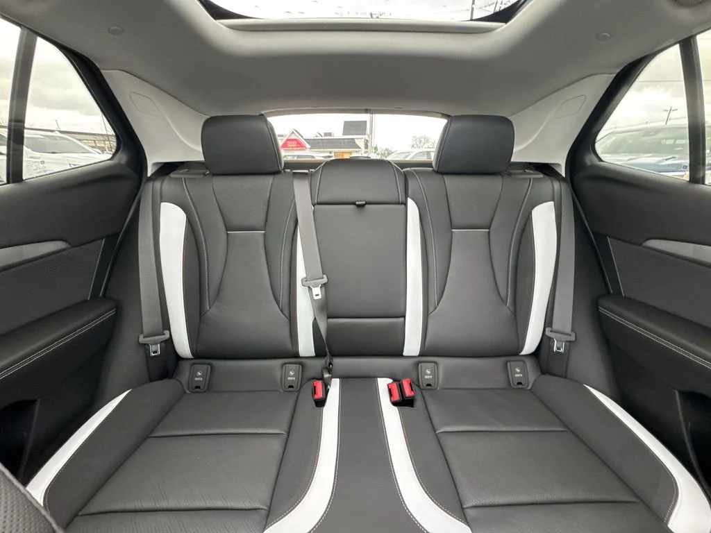 New 2026 Iridescent White Tricoat Buick Sport Touring image 23