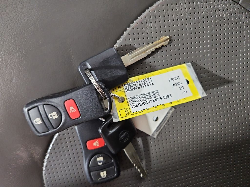 Used 2019 Gray Nissan SL image 30