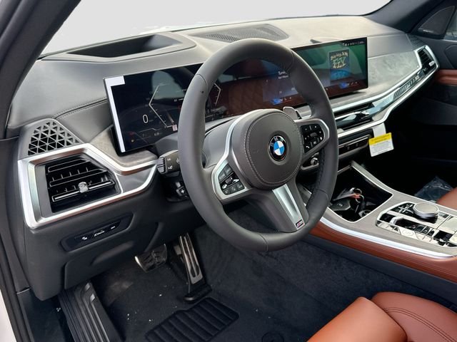 New 2026 White BMW sDrive40i image 6