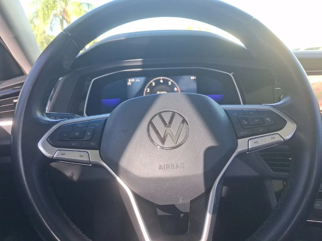 Used 2022  Volkswagen 1.5T SE image 30