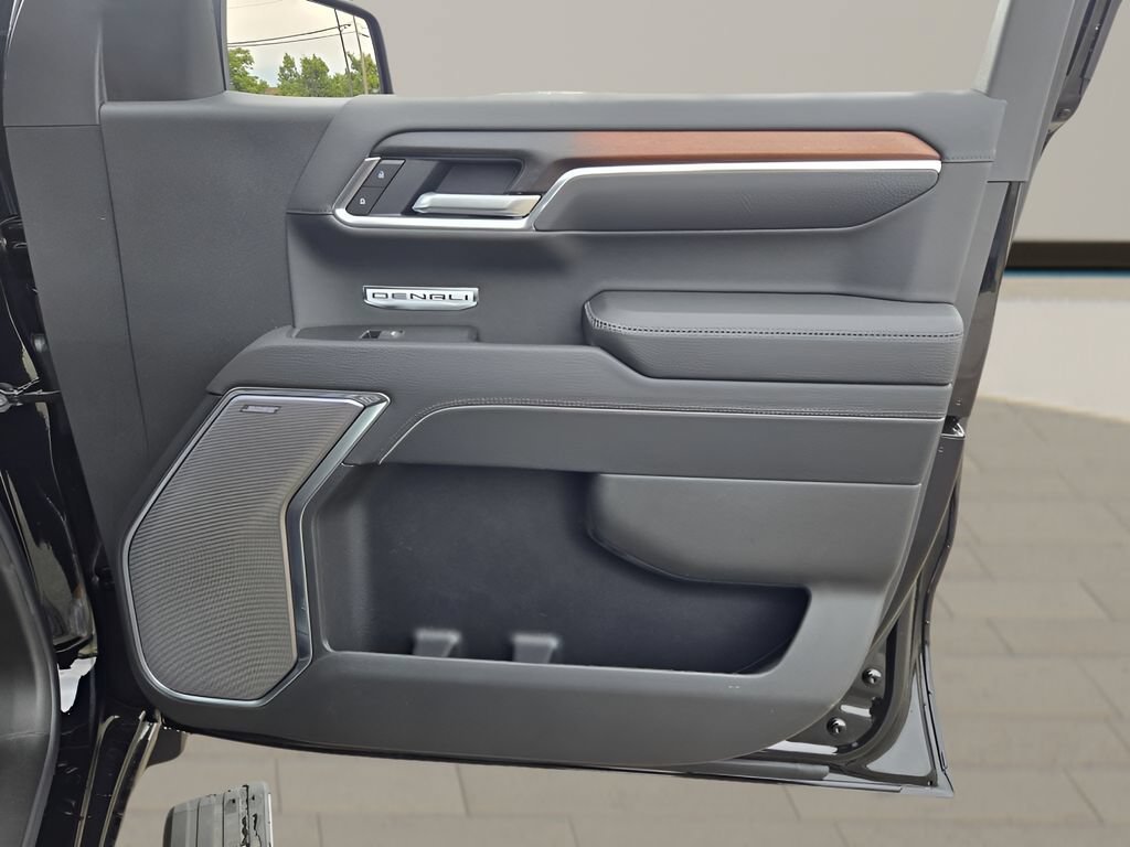 New 2026 Onyx Black GMC Denali image 10