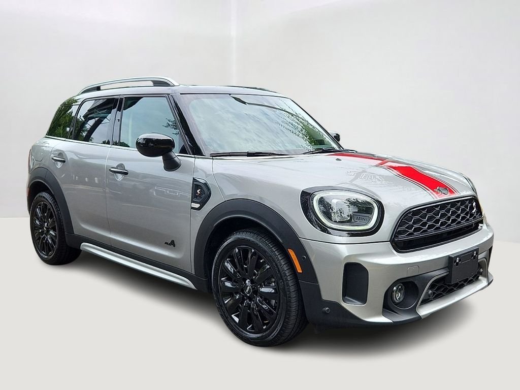 Used 2023 Silver MINI Classic image 3