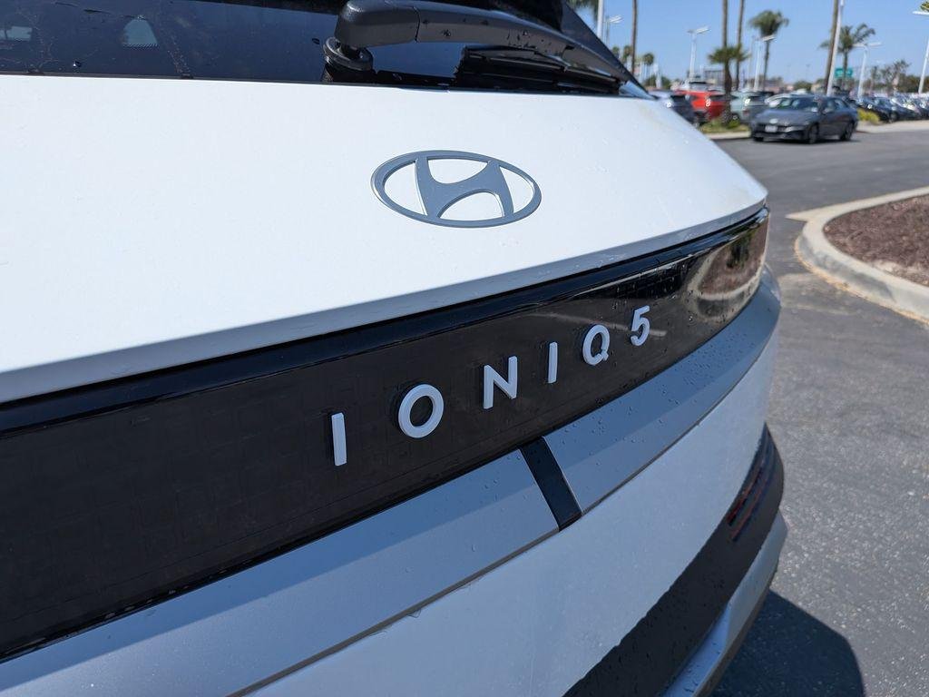 New 2026 White Hyundai SEL image 10