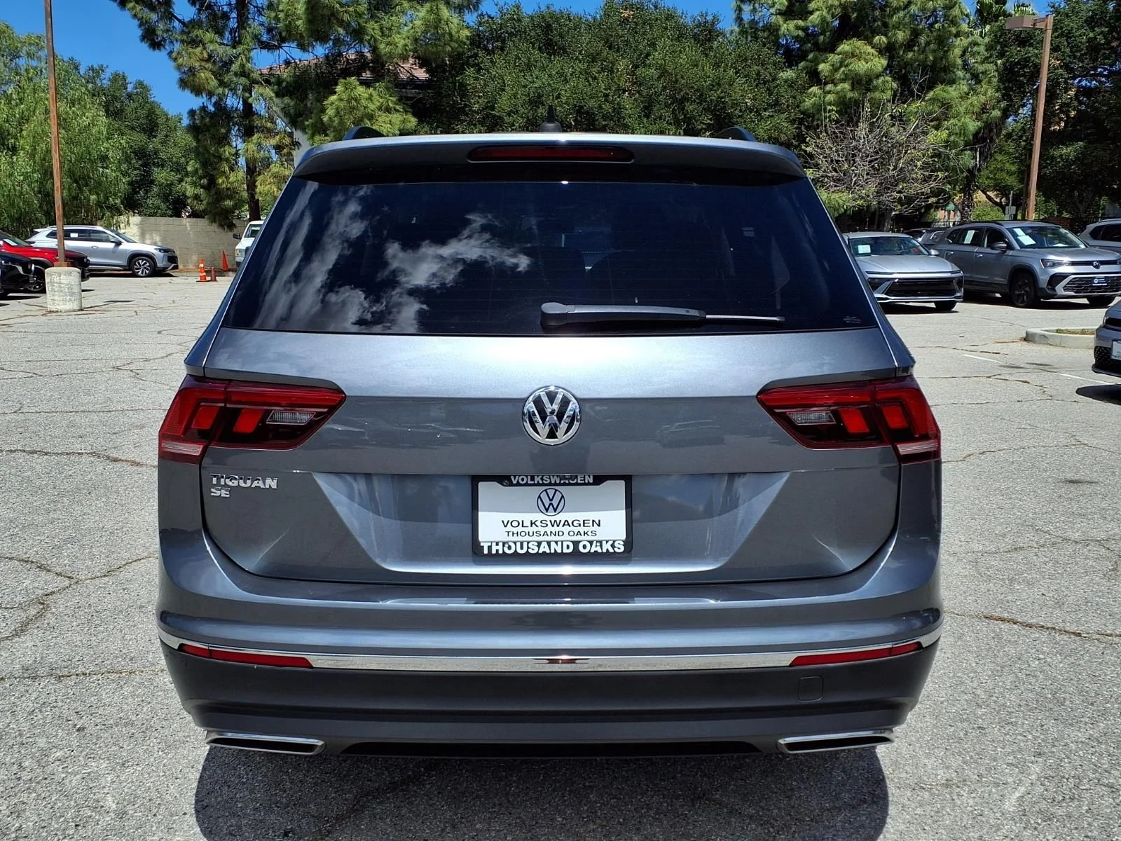 Used 2020 Gray Volkswagen 2.0T SE image 20
