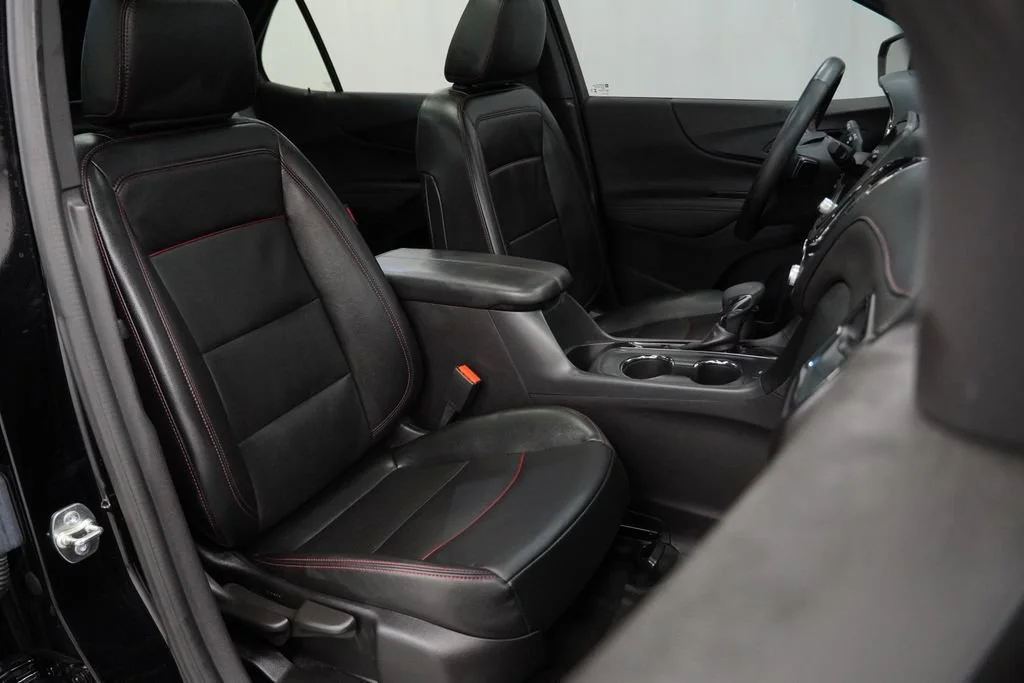 Used 2024 Mosaic Black Metallic Chevrolet RS image 30