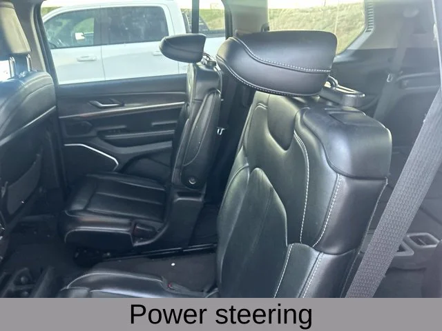 Used 2021 Red Jeep Limited image 10