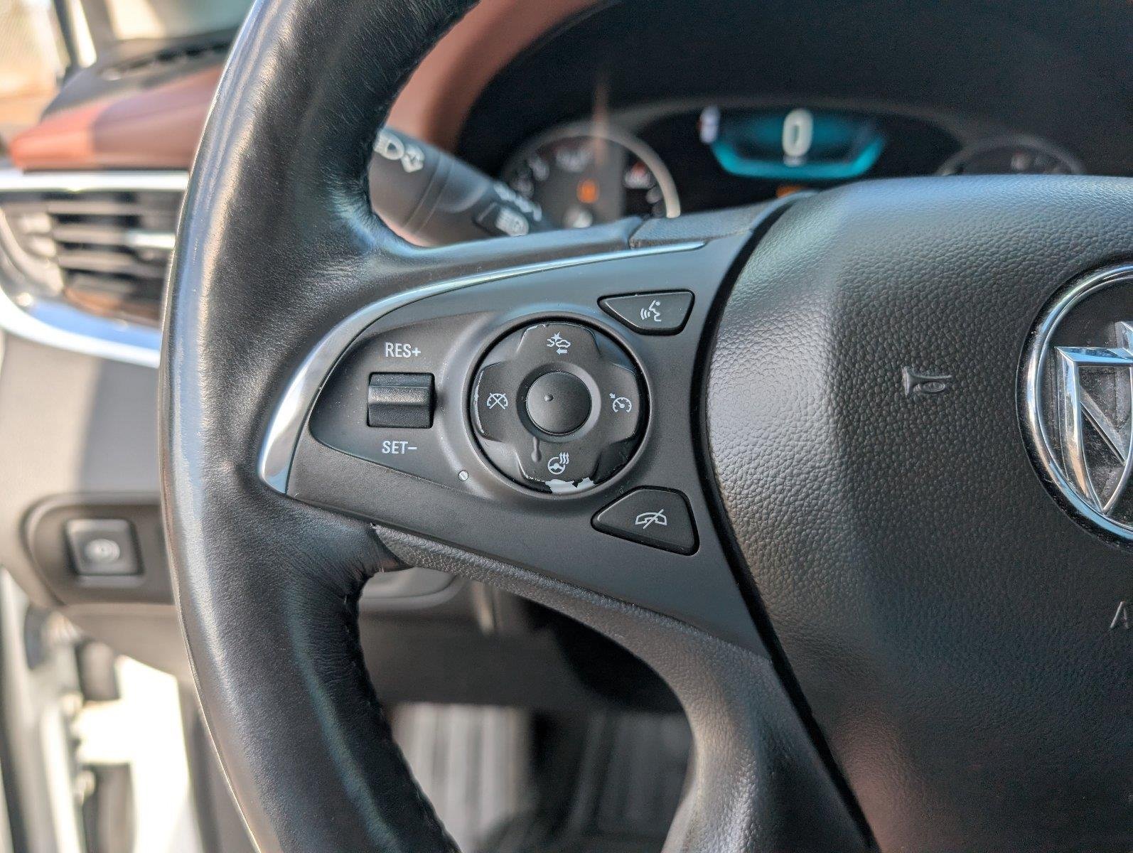 Used 2018 Includes Satin Nickel lower exterior accent color. Buick Avenir image 27
