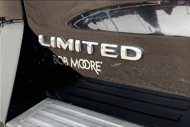 Used 2023 Black Ford Limited image 8