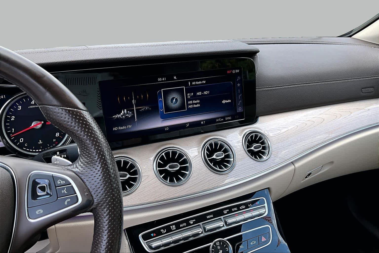 Used 2018 Polar White Mercedes-Benz E 400 image 6