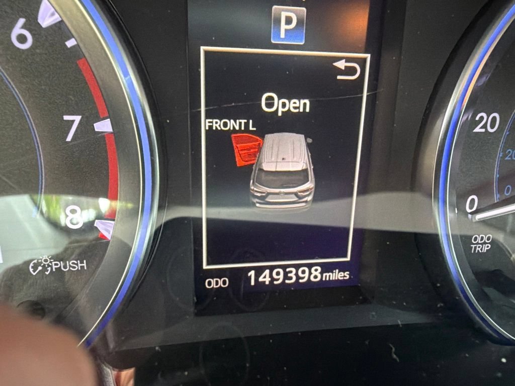 Used 2016 Gray Toyota Limited Platinum V6 image 4