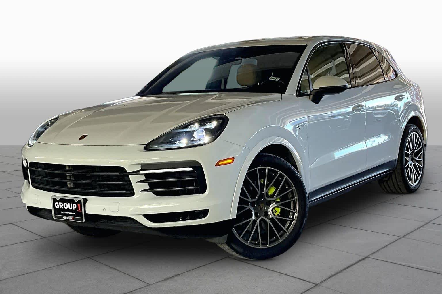 Used 2022 Carrara White Metallic Porsche E-Hybrid image 2