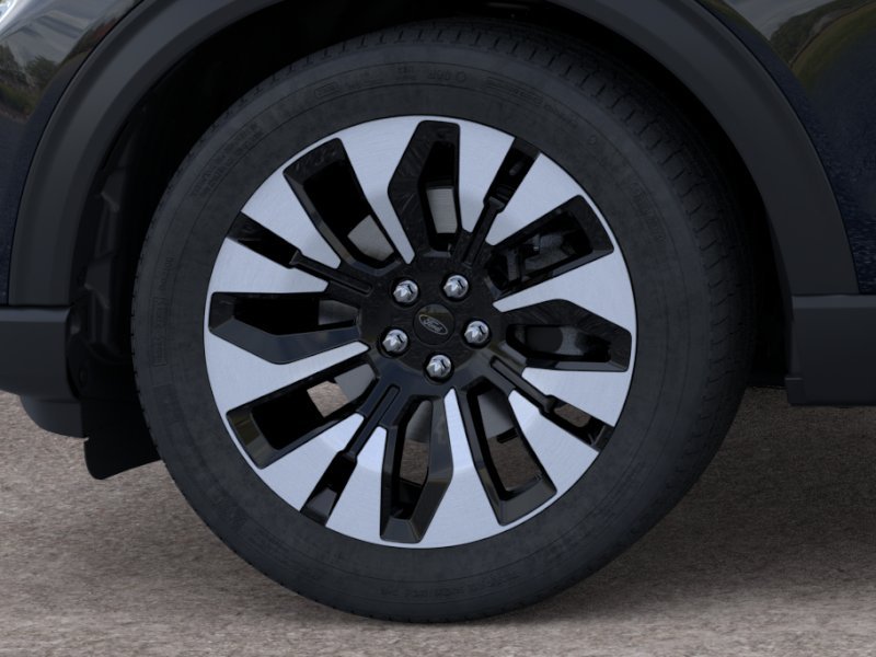 New 2026 Agate Black Metallic Ford Platinum™ image 19