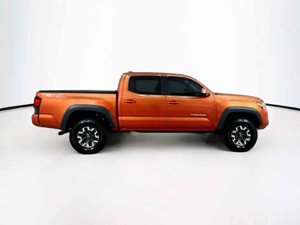 Used 2018 Inferno Red Toyota TRD Off-Road image 8