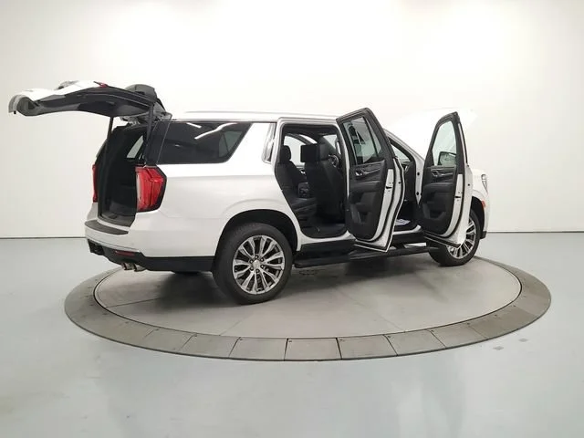 Used 2021 WHITE FROST TRICOAT GMC Denali image 16