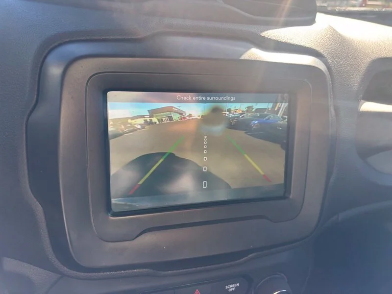 Used 2020 Gray Jeep Latitude image 13
