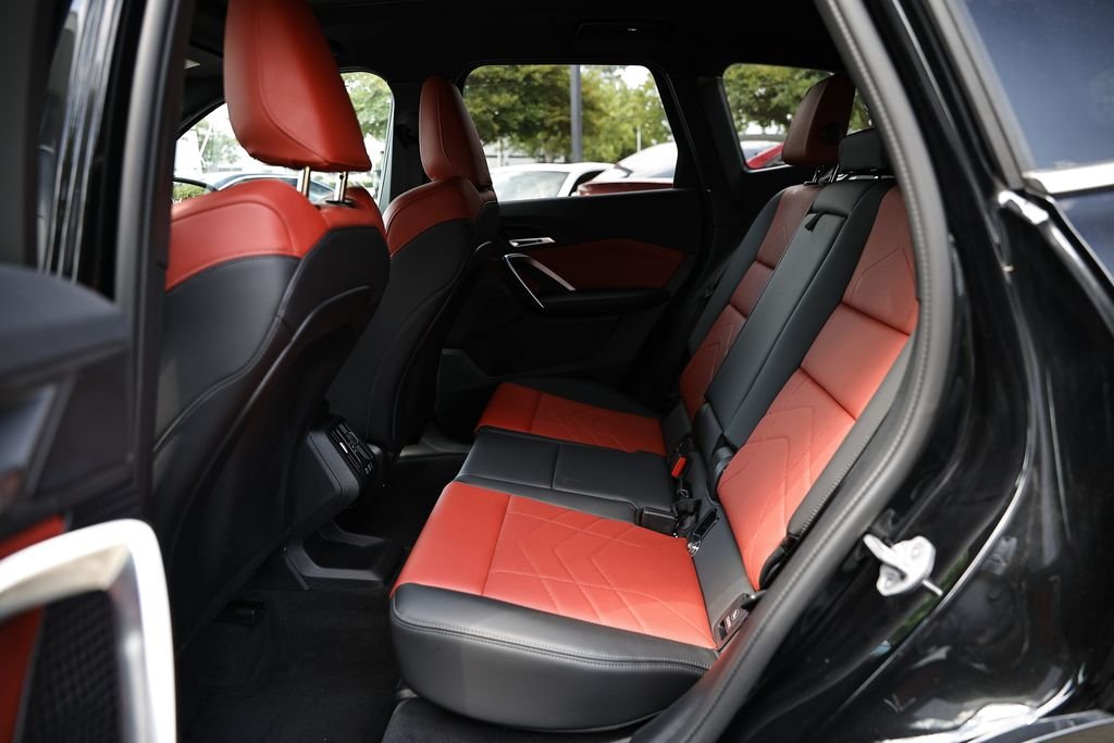 Used 2025 Black Sapphire Metallic BMW xDrive28i image 24