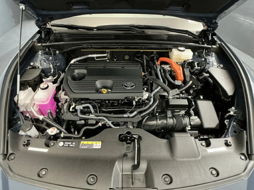 Certified Used 2026 Cloud Toyota XLE image 32