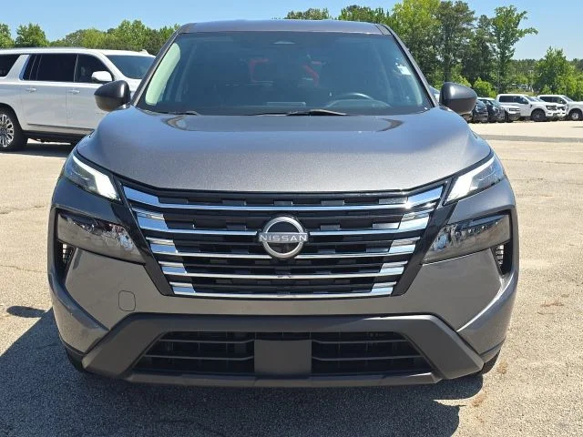 Used 2024 Gray Nissan S image 8