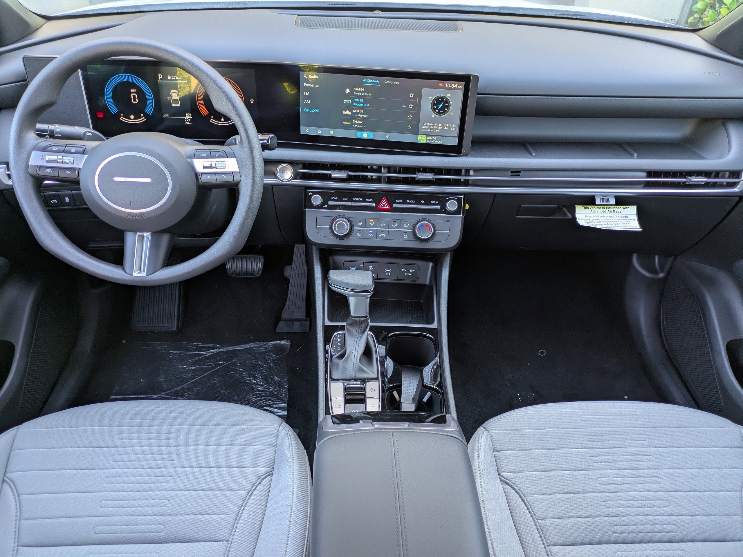 New 2026 Phantom Black Hyundai SE FWD image 11