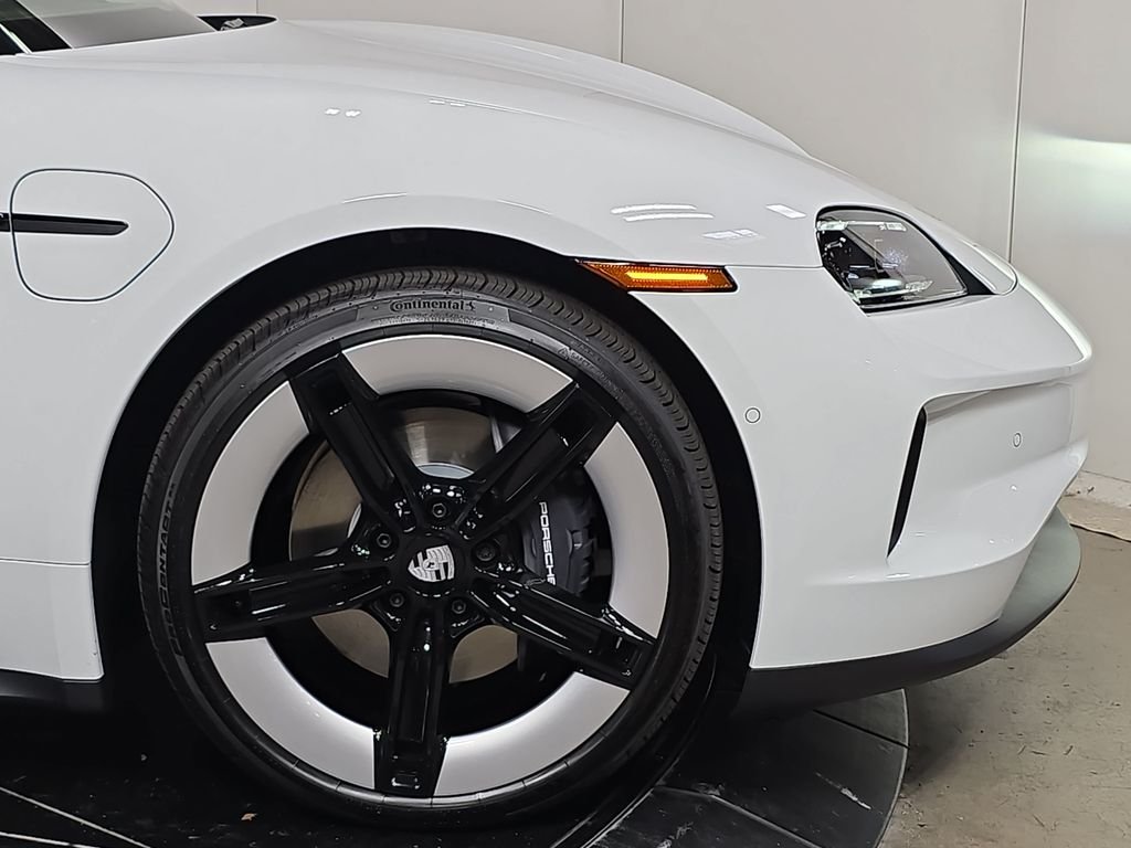 New 2026 White Porsche 4 image 11