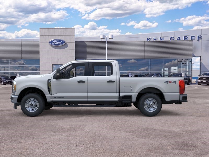 New 2026 Agate Black Metallic Ford XL image 3