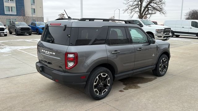 Used 2023 Gray Ford Outer Banks image 8