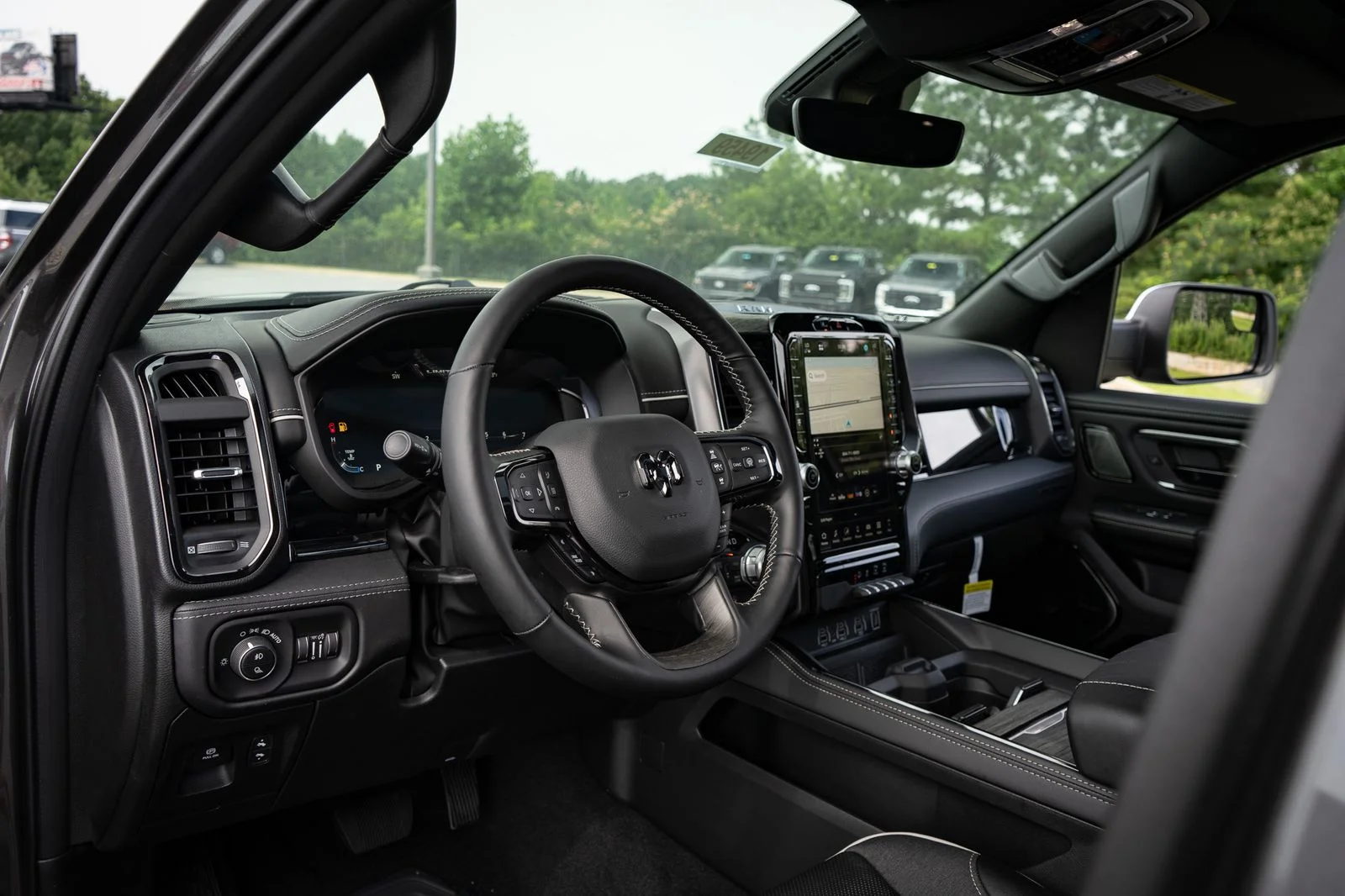 2026 RAM 1500 Limited - Photo 24