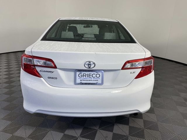 Used 2012 White Toyota LE image 7