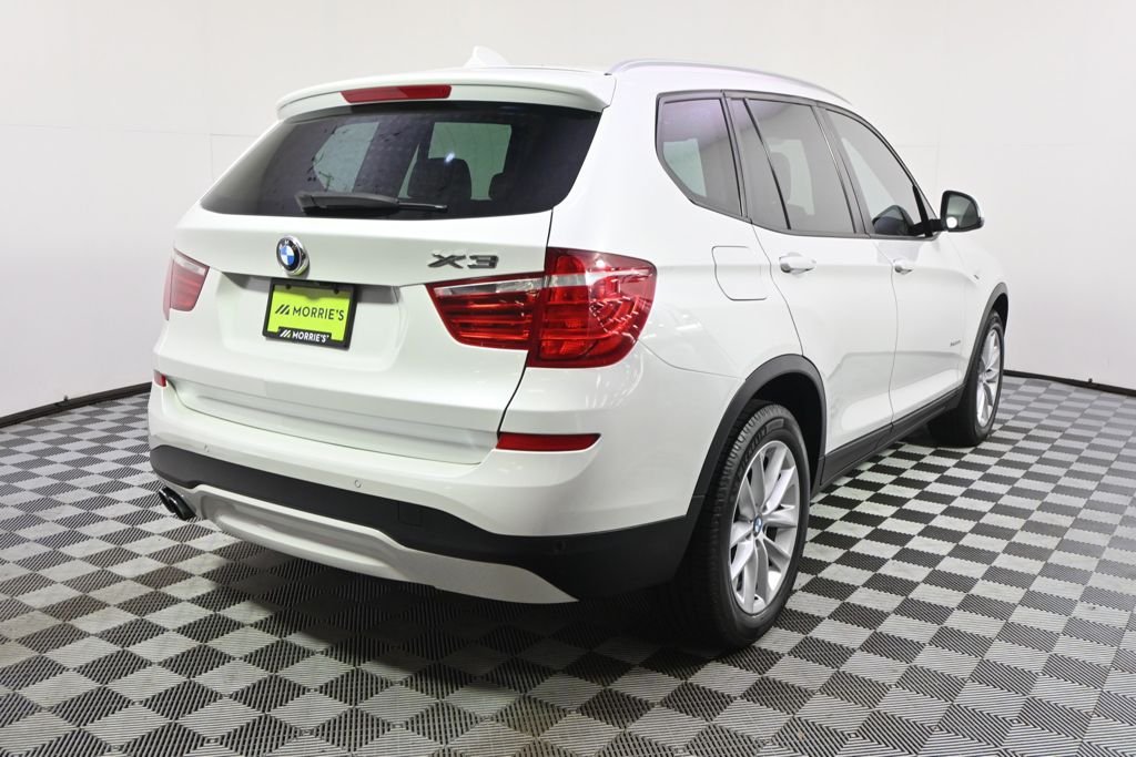 Used 2017 White Metallic BMW xDrive28i image 6