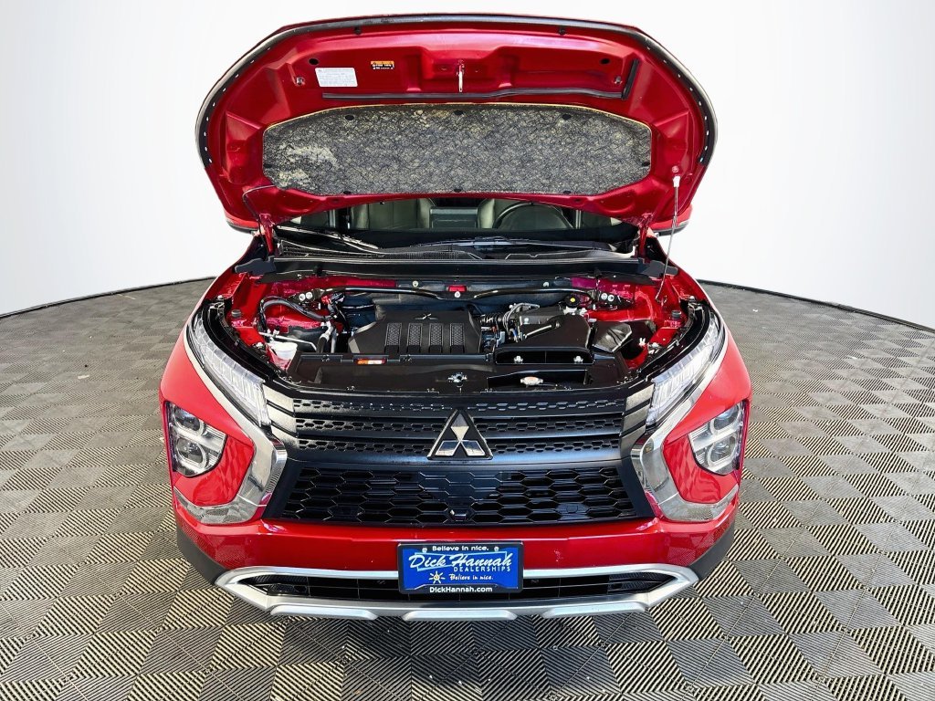 Used 2025 Alloy Silver Metallic Mitsubishi  image 22