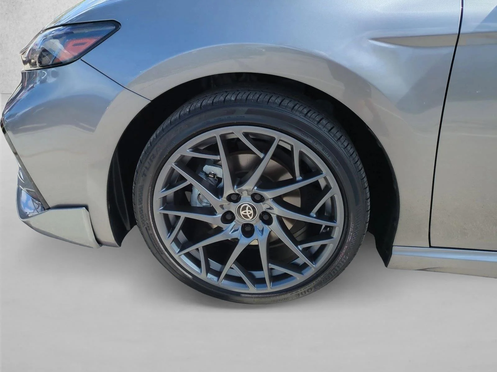 Used 2025 Heavy Metal Toyota XSE image 24
