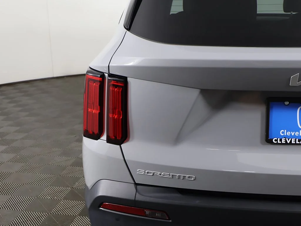 Used 2023 Gray Kia X-Line SX Prestige image 18